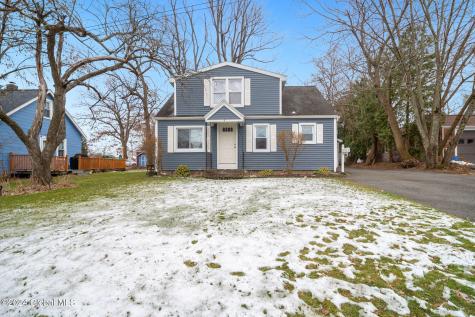 8 W Hudson Avenue Rensselaer NY 12144