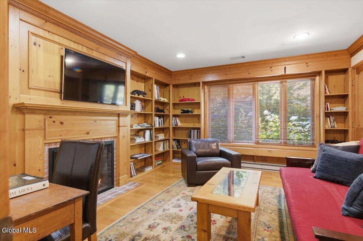 12 Lapham Road Diamond Point NY 12814