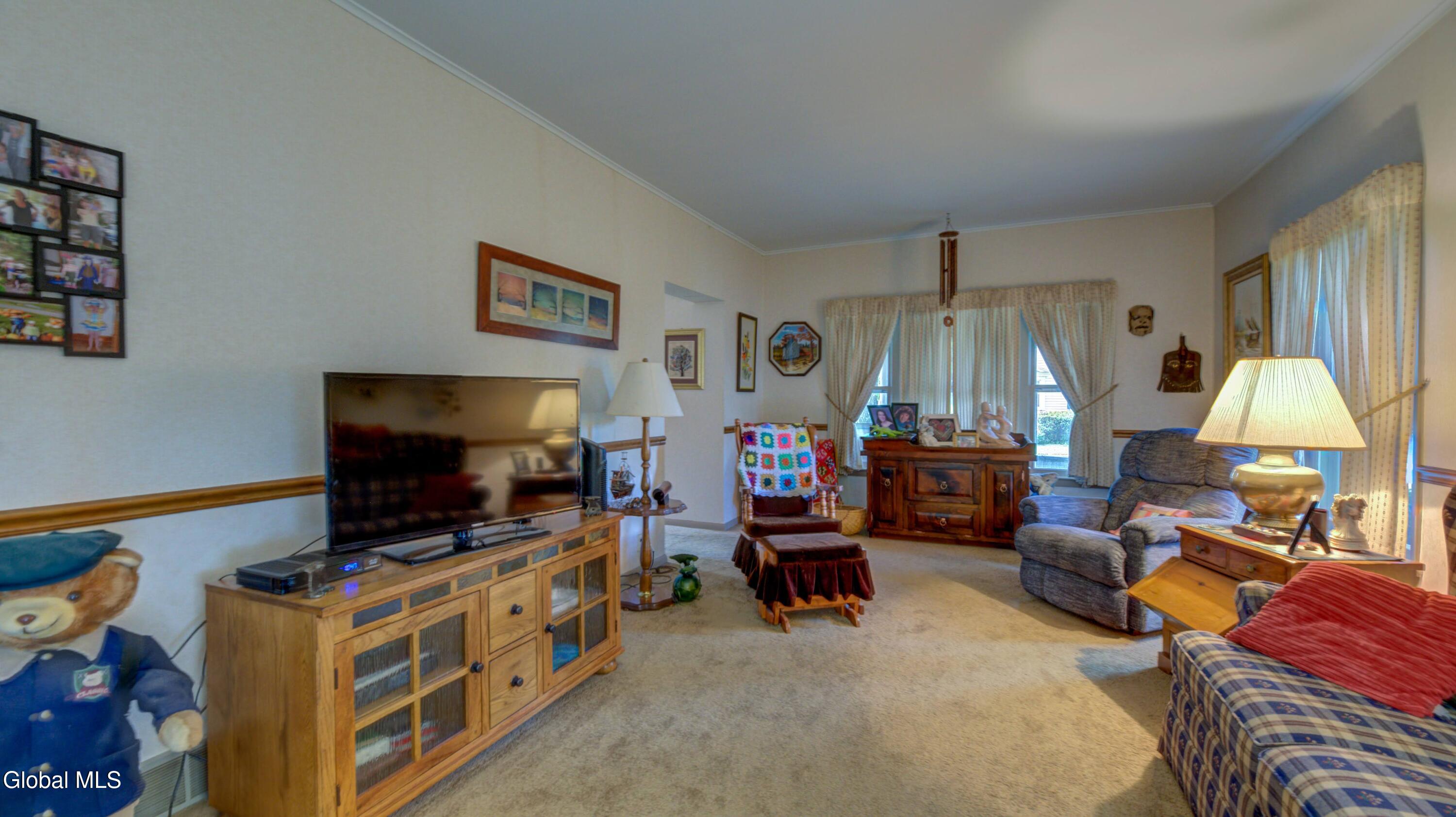 117 Fifth Avenue Gloversville NY 12078