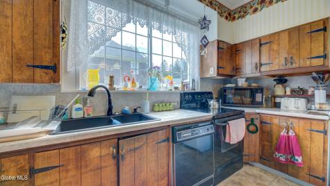117 Fifth Avenue Gloversville NY 12078