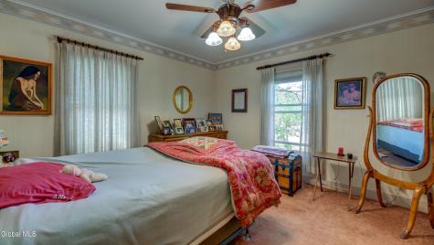 117 Fifth Avenue Gloversville NY 12078