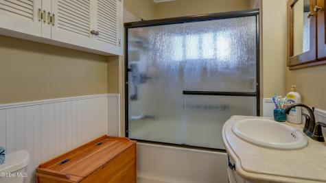 117 Fifth Avenue Gloversville NY 12078