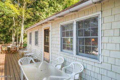 81 Hanneford Road Kattskill Bay NY 12804