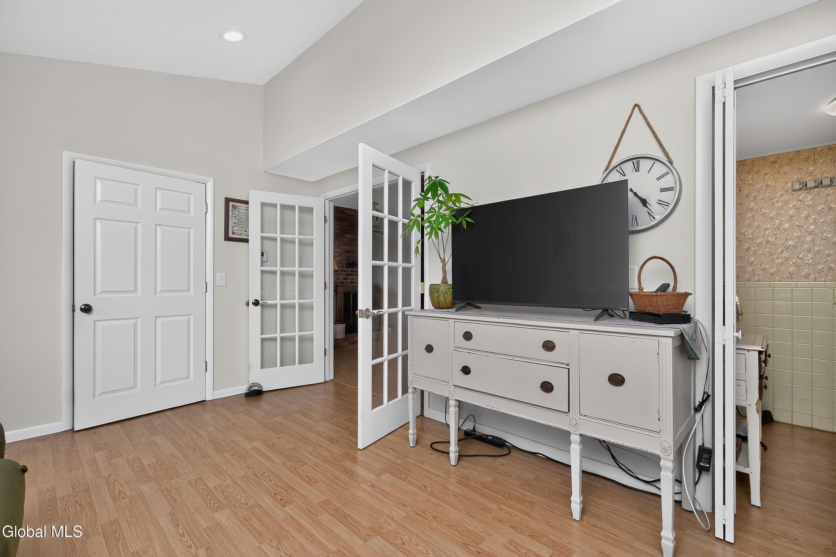585 Saint David's Lane Niskayuna NY 12309