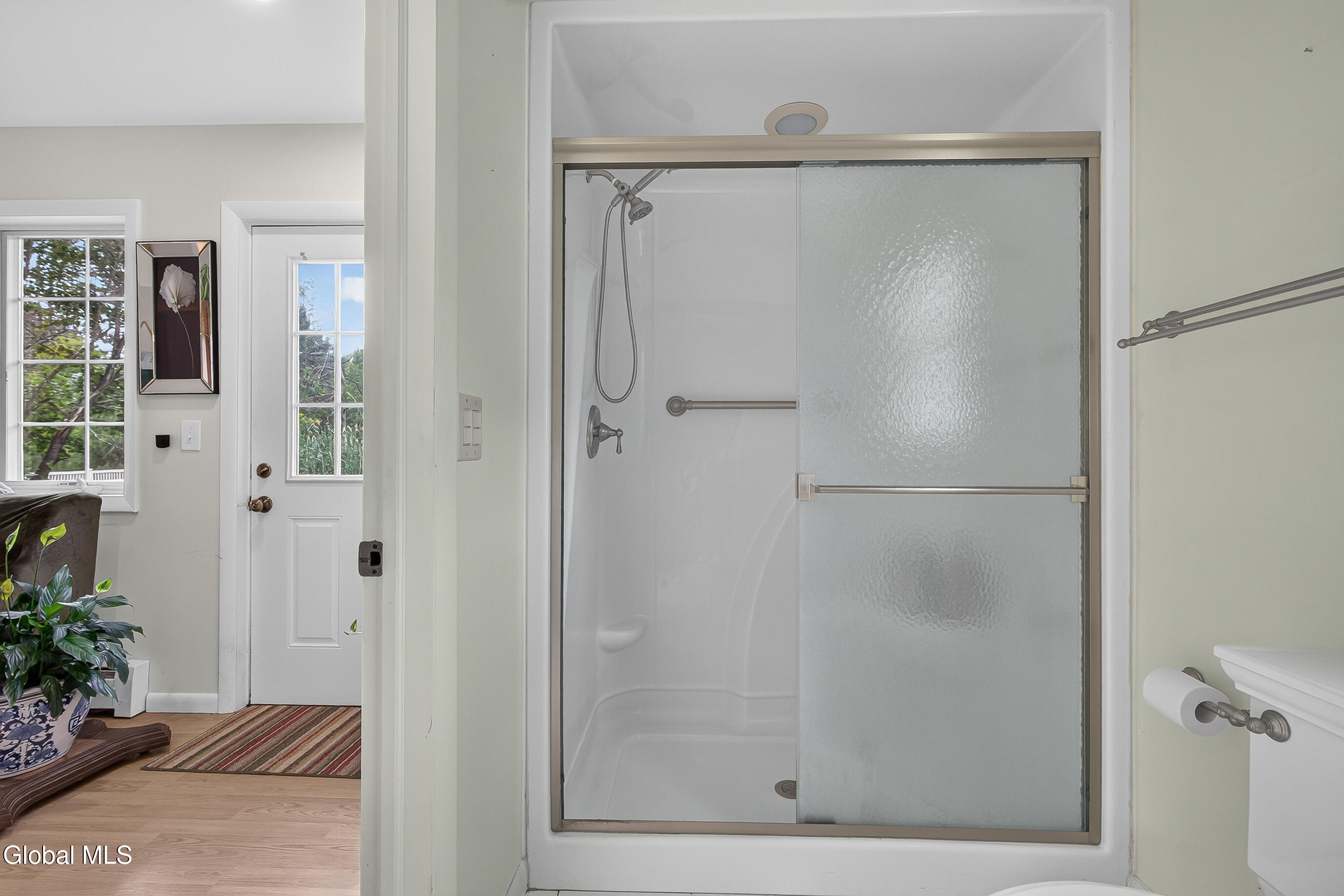 585 Saint David's Lane Niskayuna NY 12309