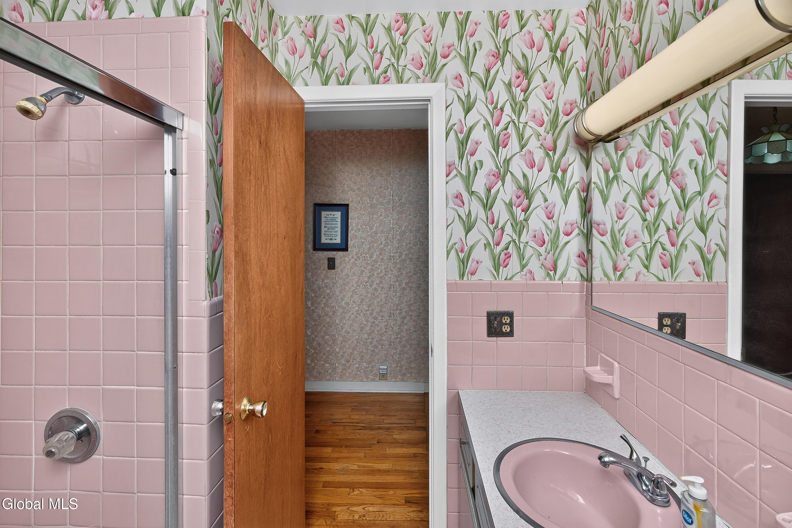 585 Saint David's Lane Niskayuna NY 12309