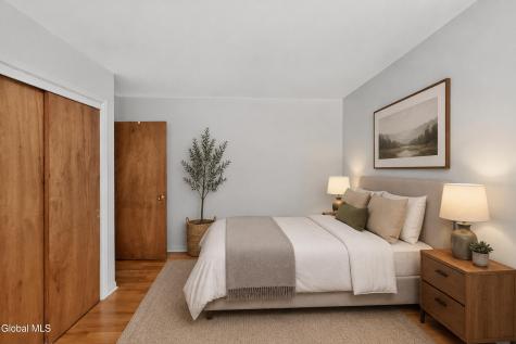 585 Saint David's Lane Niskayuna NY 12309