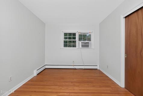 585 Saint David's Lane Niskayuna NY 12309