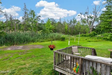 585 Saint David's Lane Niskayuna NY 12309