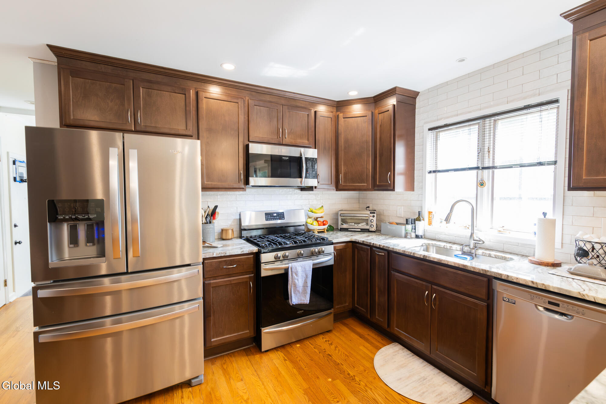35 Nancy Theresa Terrace Albany NY 12205