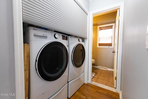 35 Nancy Theresa Terrace Albany NY 12205