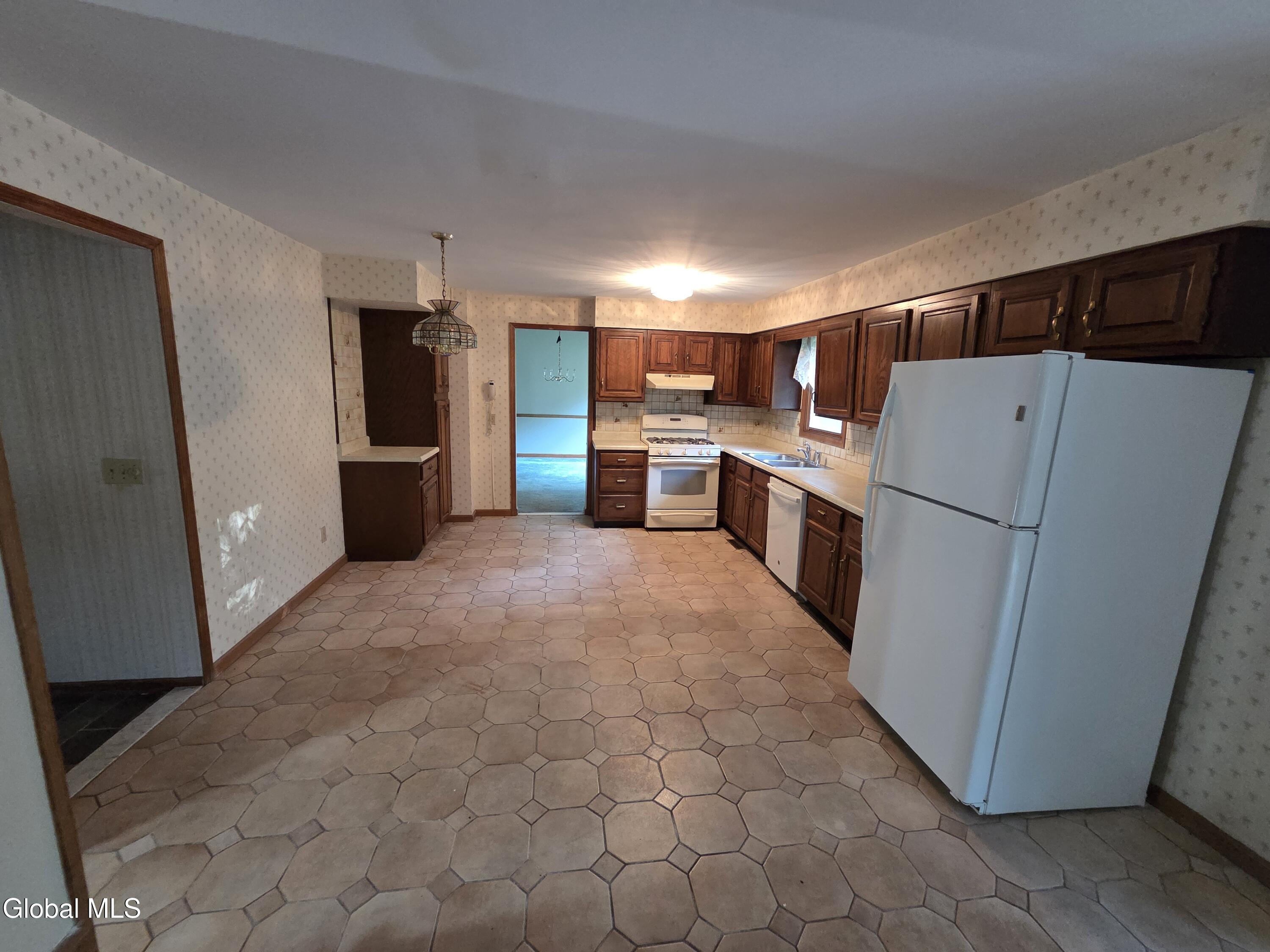 1022 St Lucille Drive Schenectady NY 12306