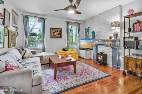 15 Wilbur Street Albany NY 12202