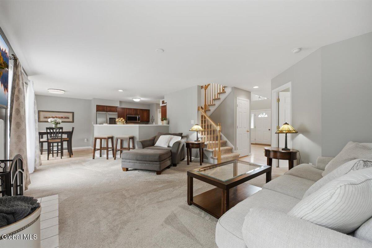 73 Silver Creek Drive Selkirk NY 12158