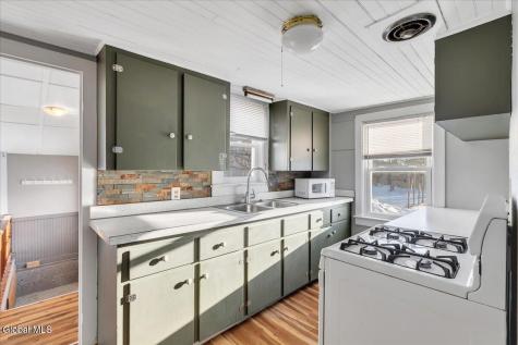 7748 New York 40 Hartford NY 12838