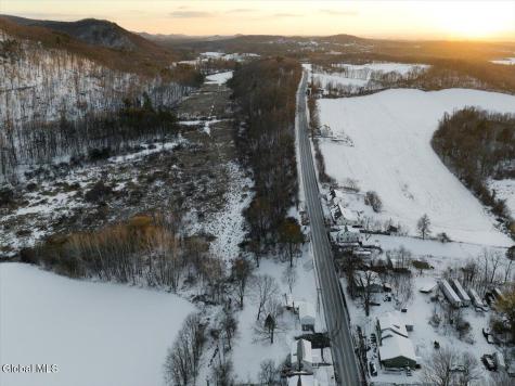 7748 New York 40 Hartford NY 12838