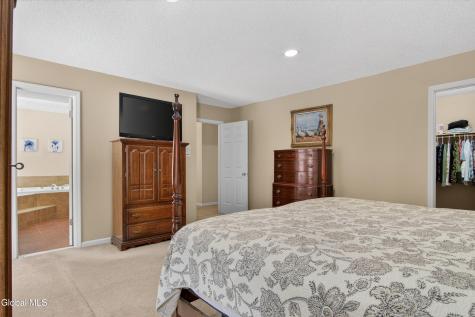 83 Cobble Hill Drive Gansevoort NY 12831