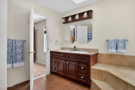 83 Cobble Hill Drive Gansevoort NY 12831