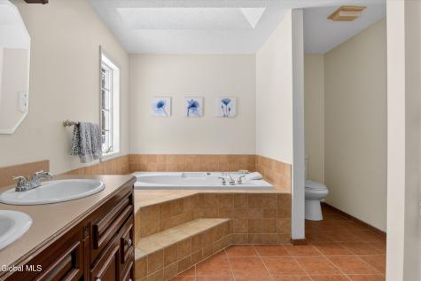 83 Cobble Hill Drive Gansevoort NY 12831