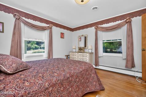 24 Wanda Court East Greenbush NY 12180