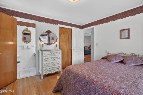 24 Wanda Court East Greenbush NY 12180