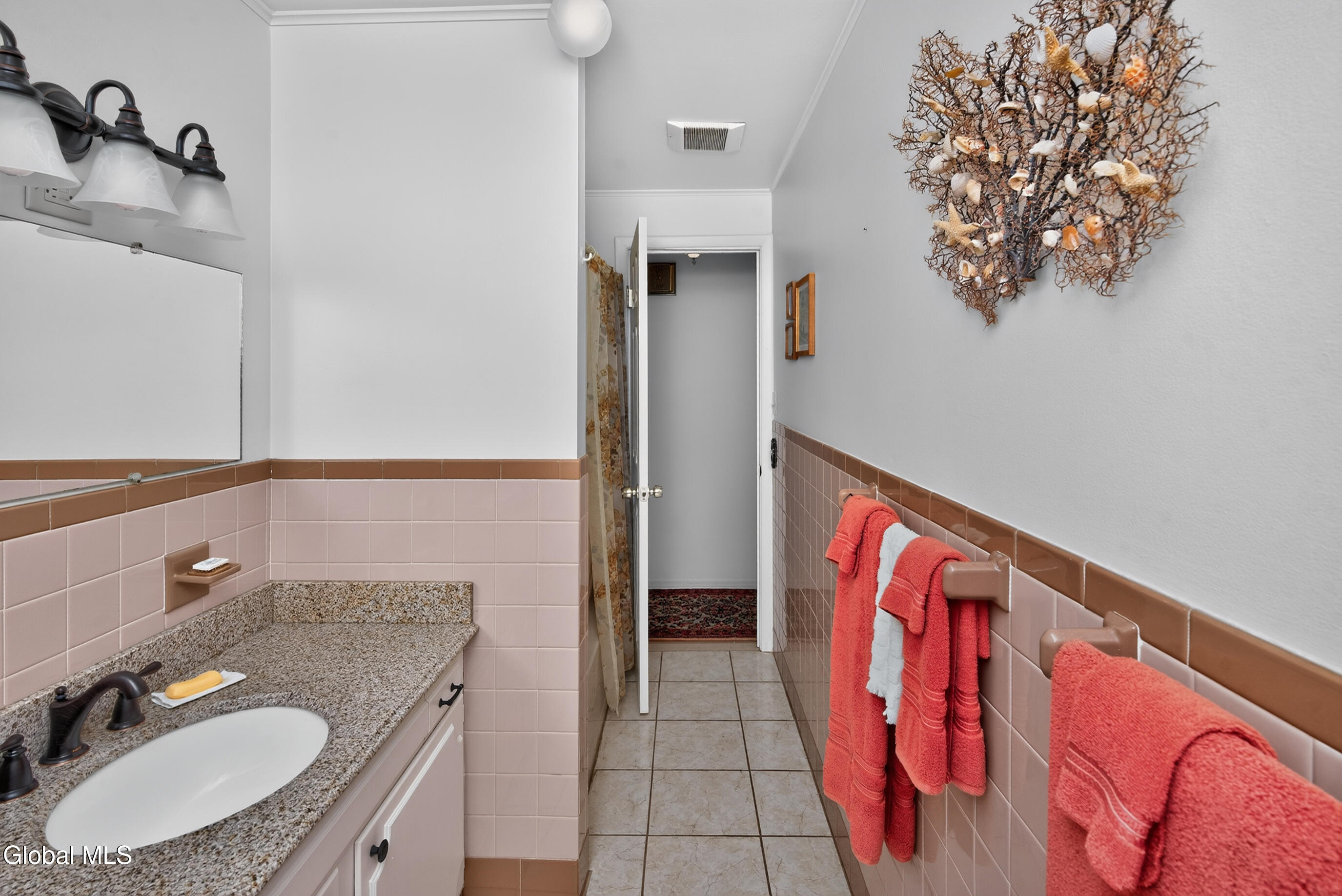 24 Wanda Court East Greenbush NY 12180