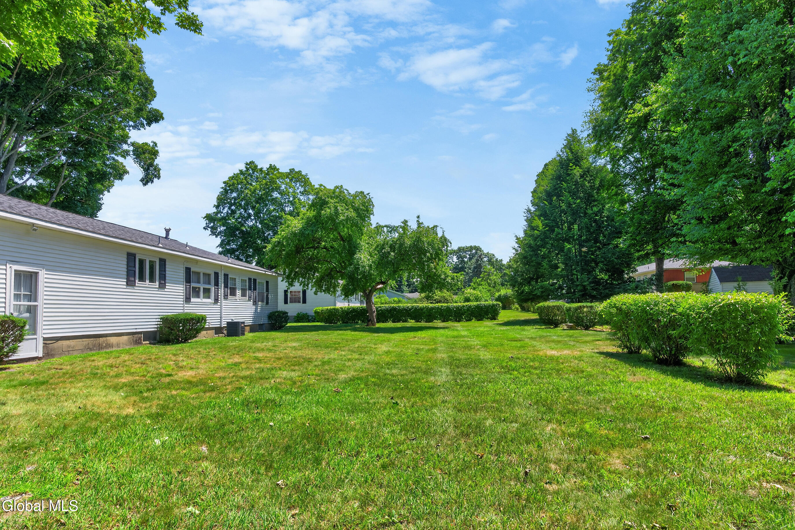 24 Wanda Court East Greenbush NY 12180