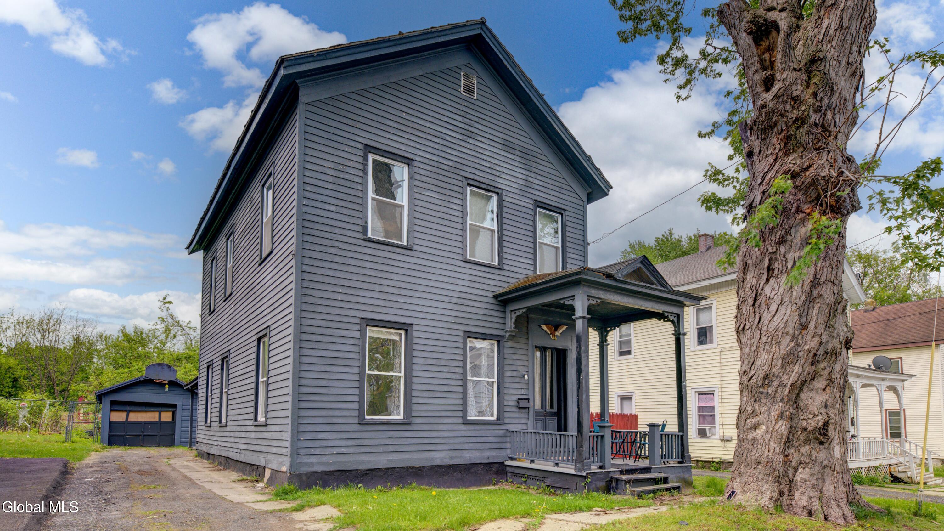10 Gilbert Street Johnstown NY 12095