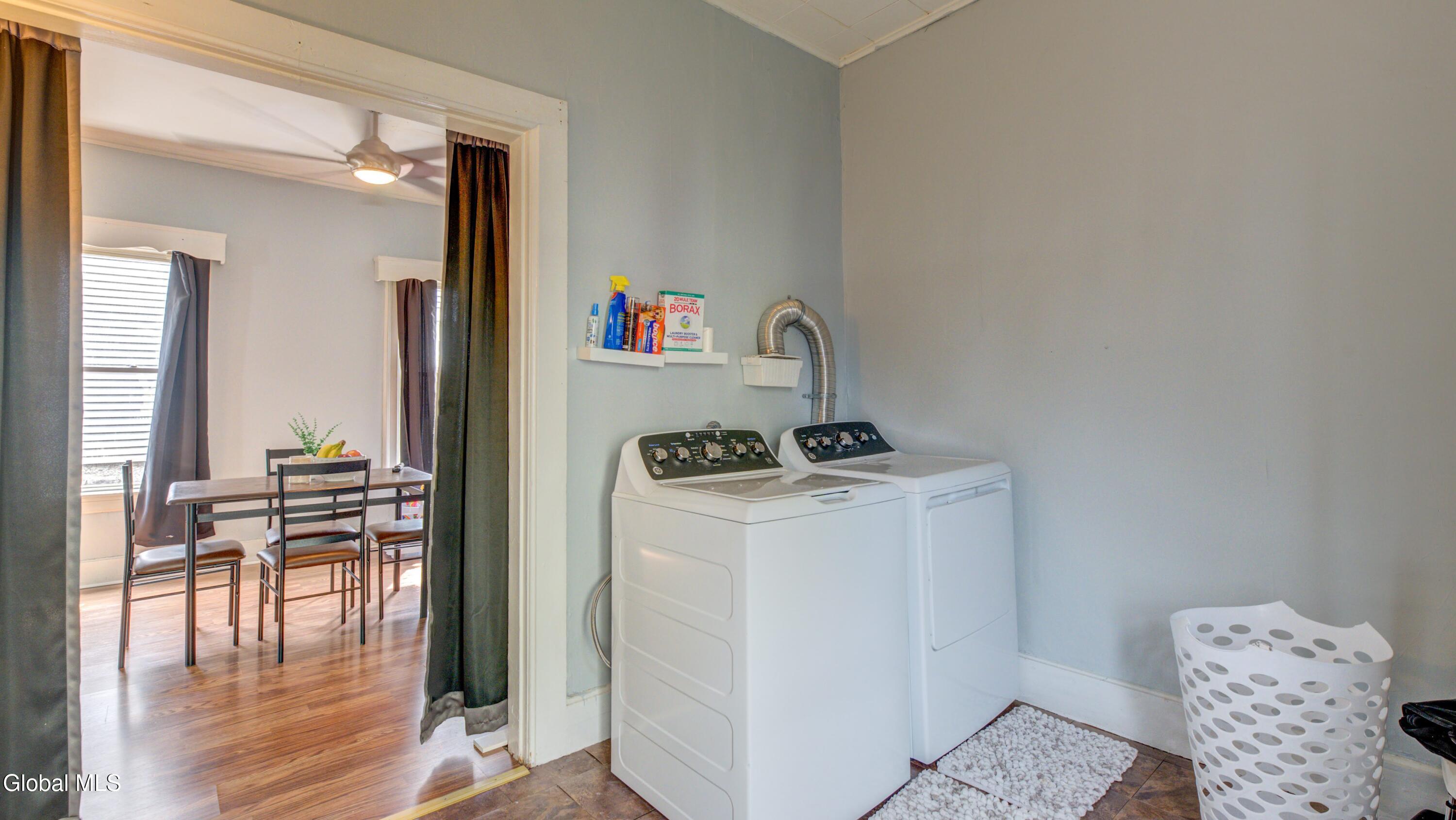 10 Gilbert Street Johnstown NY 12095