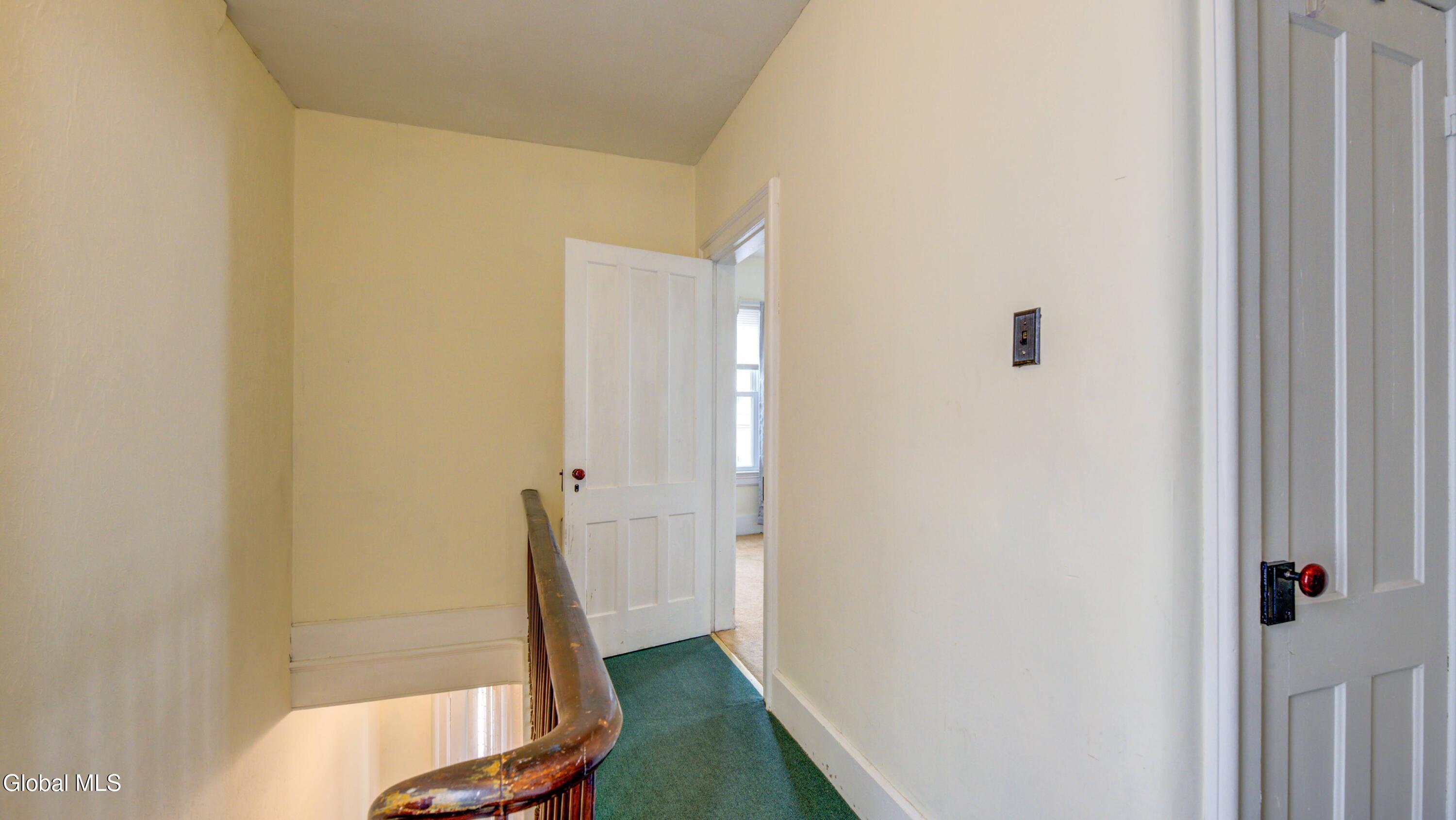 10 Gilbert Street Johnstown NY 12095