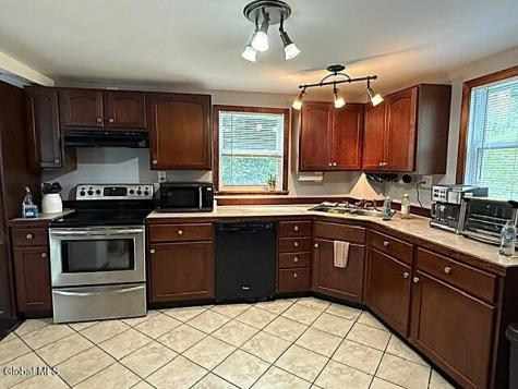 88 Saunders Street Whitehall NY 12887