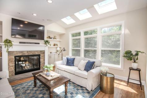 3 Iris Drive Saratoga Springs NY 12866