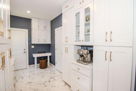 3 Iris Drive Saratoga Springs NY 12866