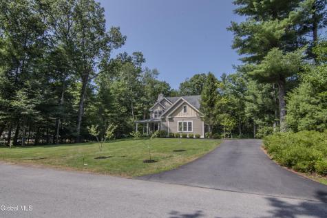 3 Iris Drive Saratoga Springs NY 12866