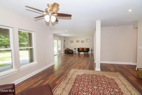 3 Iris Drive Saratoga Springs NY 12866