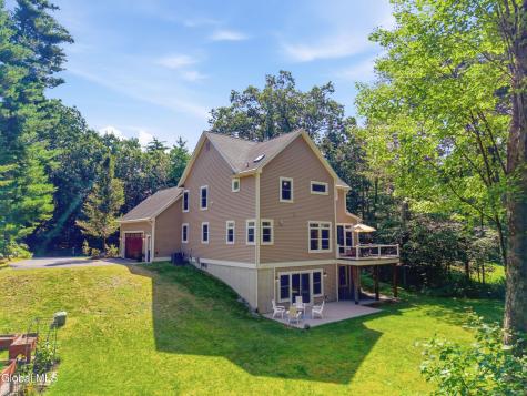3 Iris Drive Saratoga Springs NY 12866