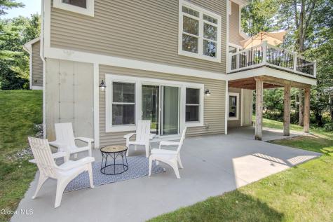 3 Iris Drive Saratoga Springs NY 12866