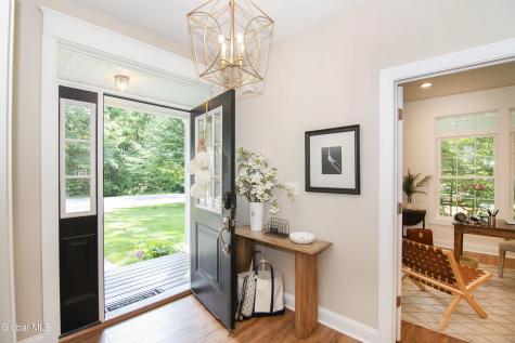 3 Iris Drive Saratoga Springs NY 12866