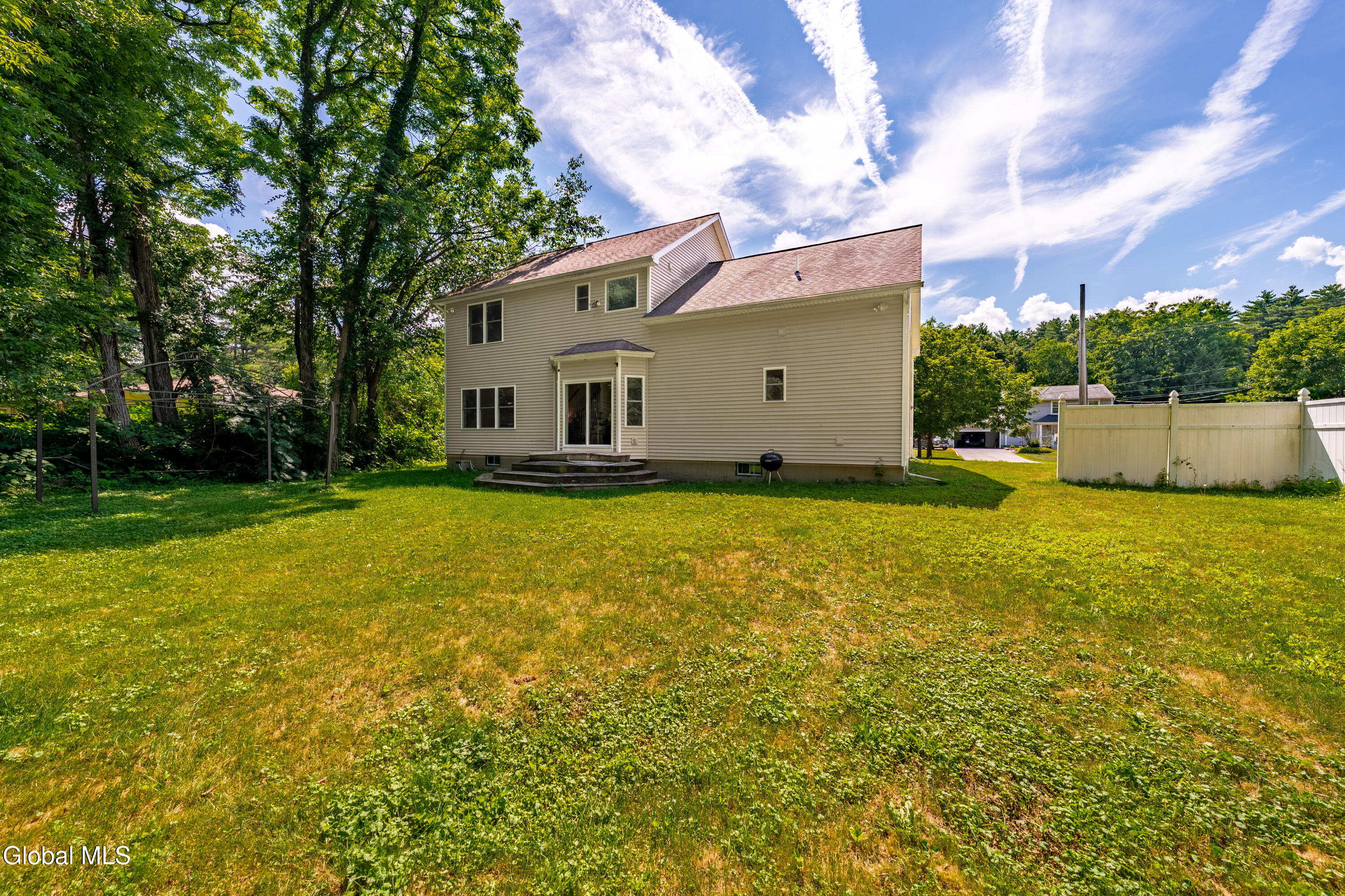 8 Mokasha Square Saratoga Springs NY 12866