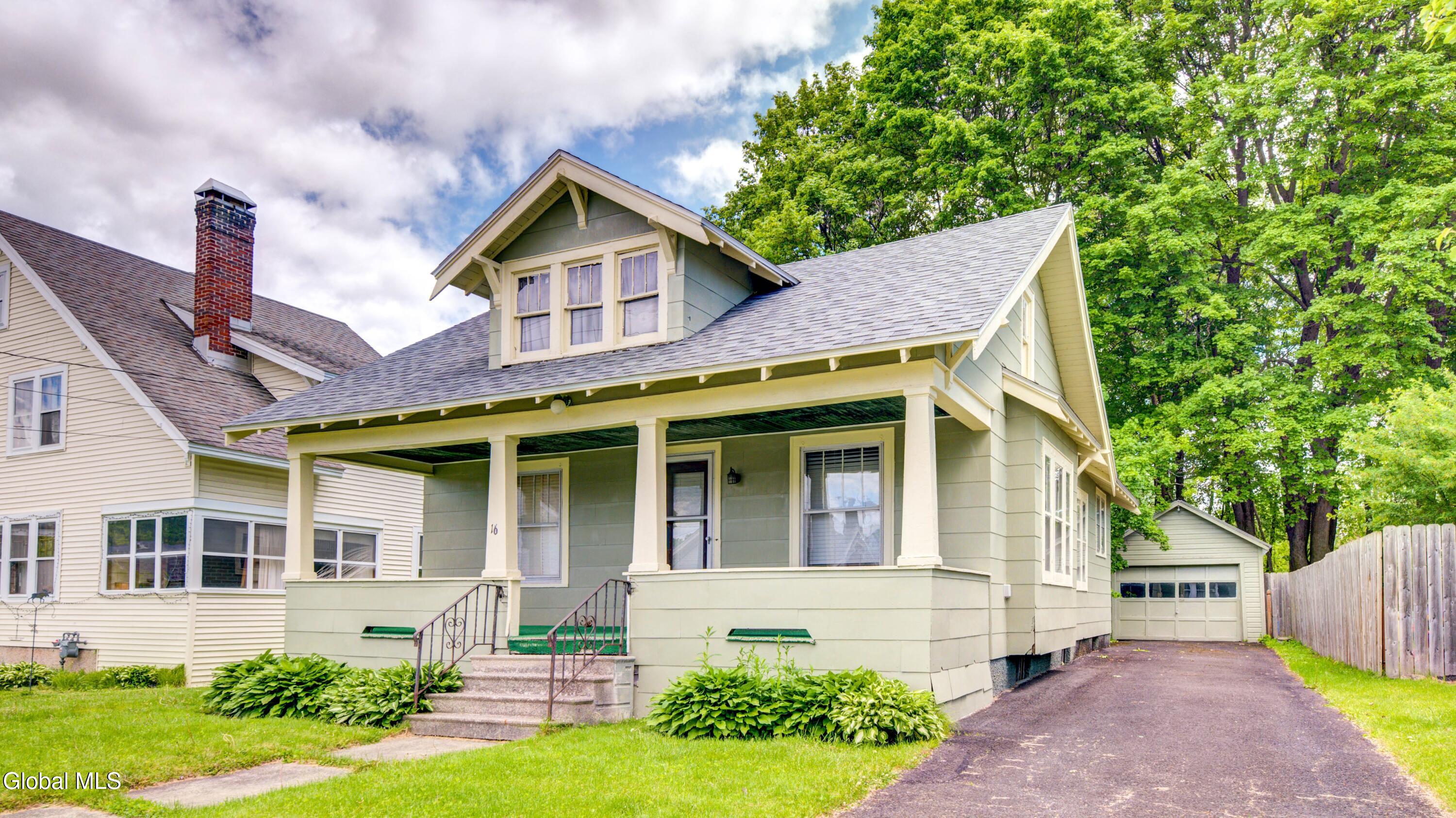16 N Hollywood Avenue Gloversville NY 12078