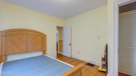16 N Hollywood Avenue Gloversville NY 12078