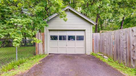 16 N Hollywood Avenue Gloversville NY 12078