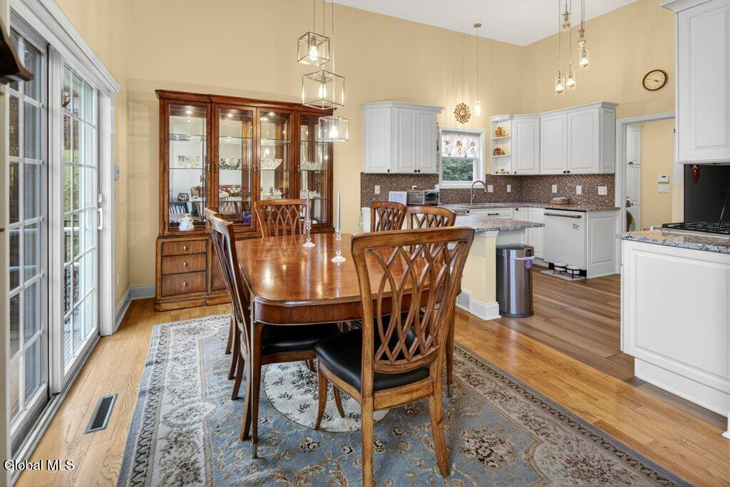 1 Conway Circle Loudonville NY 12211