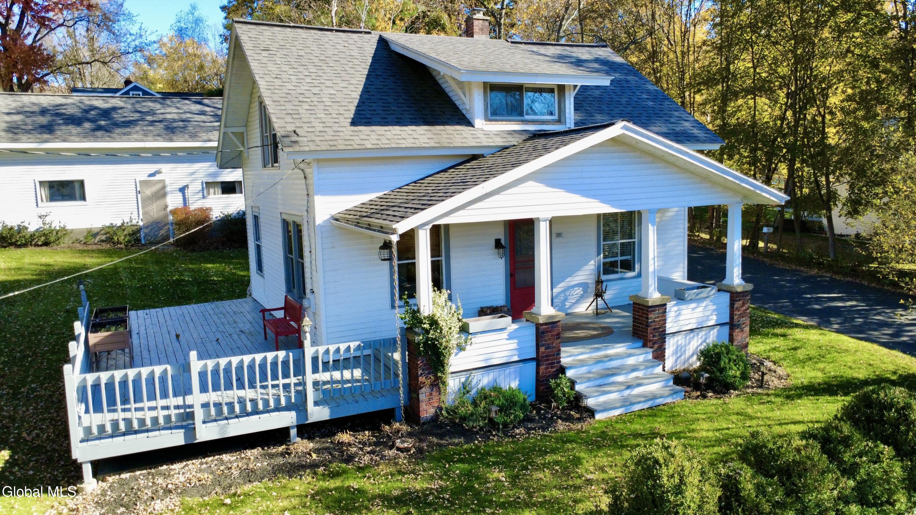 73 Chatham Street Nassau NY 12123