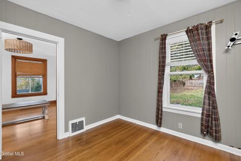 73 Chatham Street Nassau NY 12123