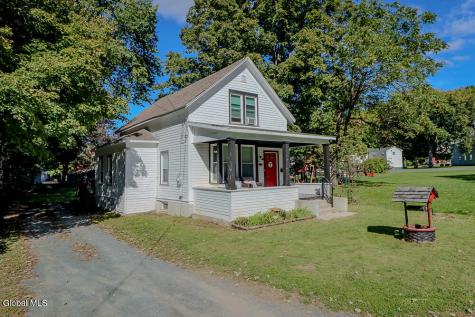 11 Griswald Street Nassau NY 12123