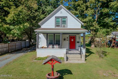 11 Griswald Street Nassau NY 12123