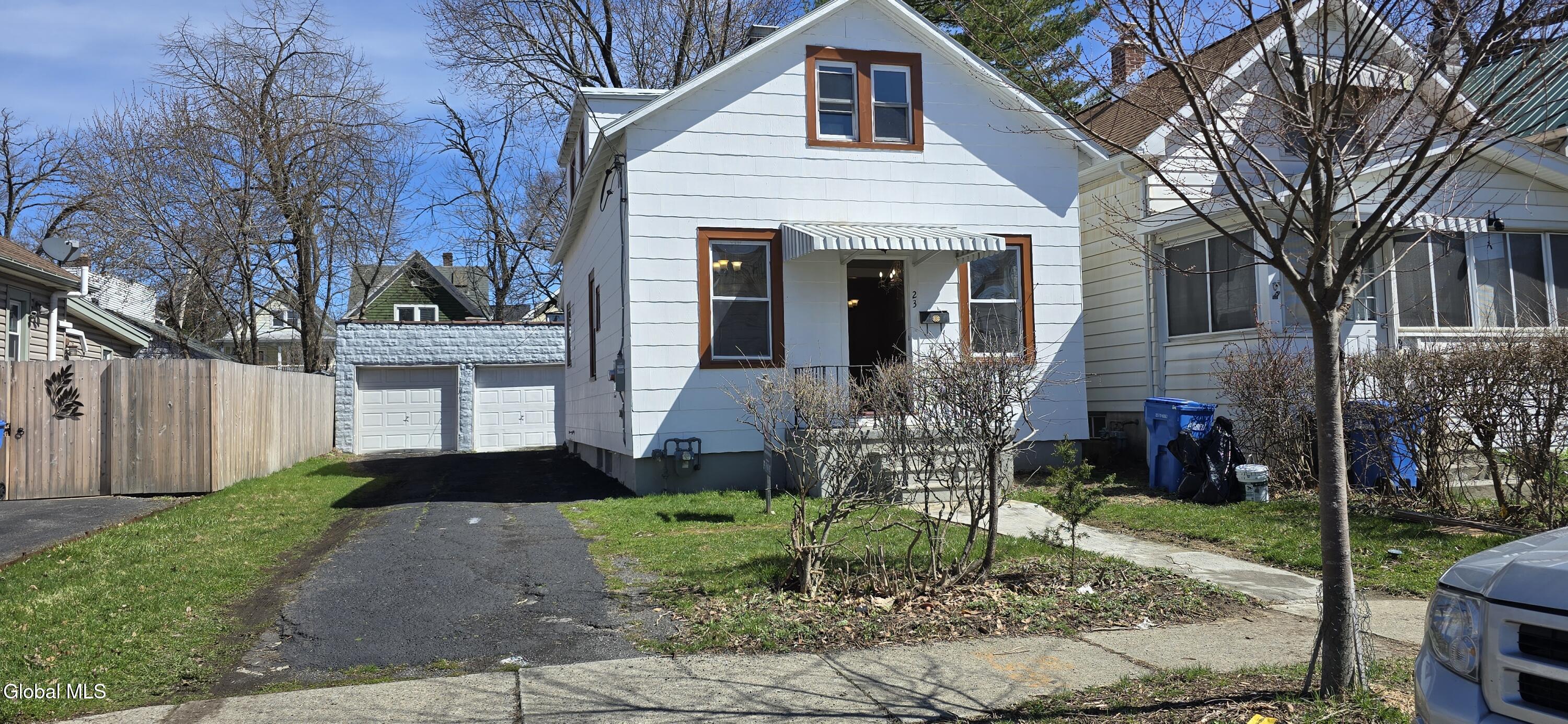 23 Albion Avenue Albany NY 12209