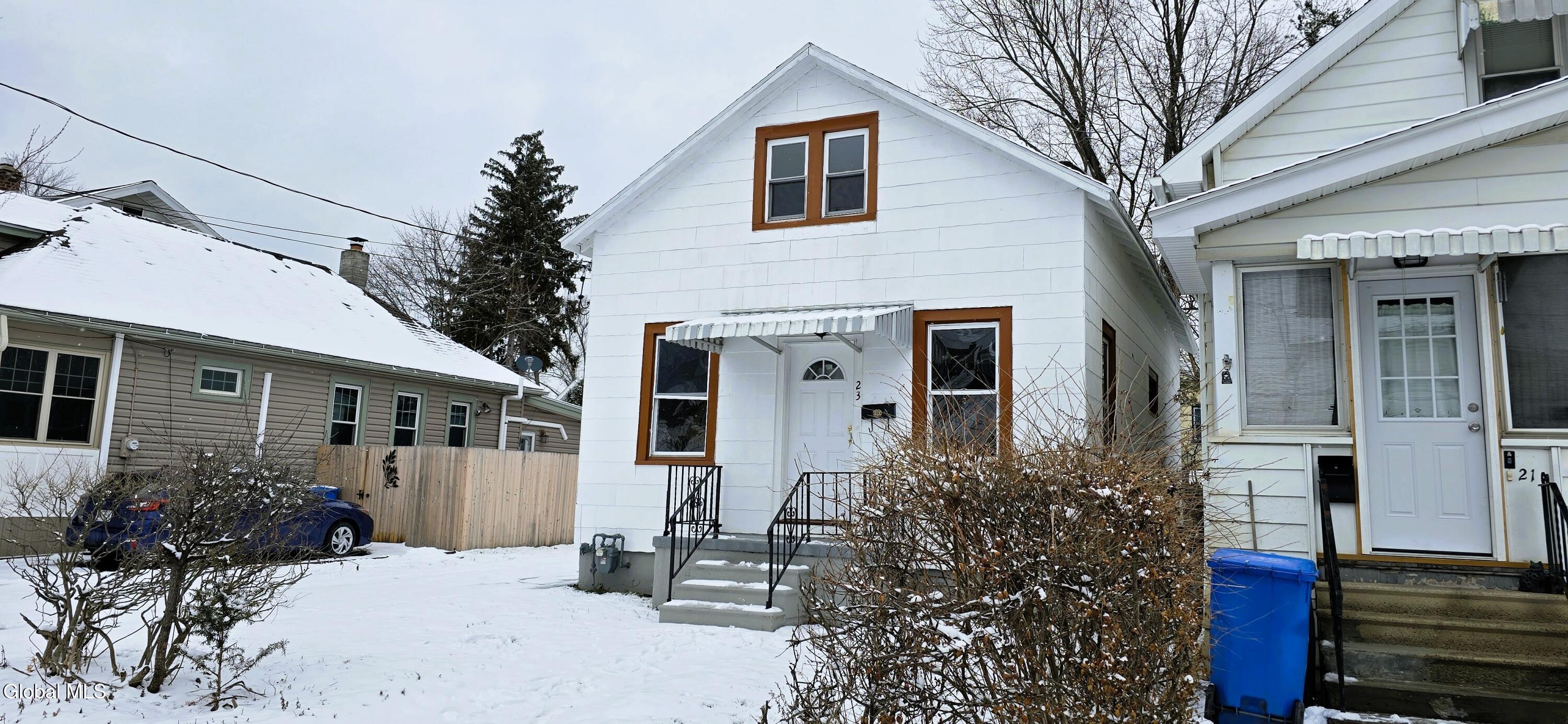 23 Albion Avenue Albany NY 12209