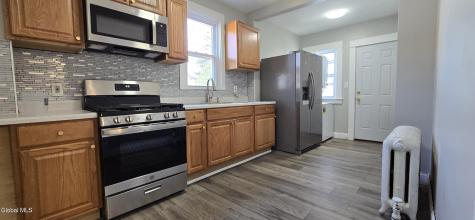 23 Albion Avenue Albany NY 12209